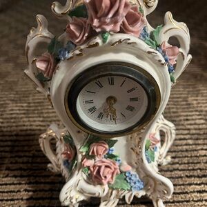 Louis peroli desk clock. Vintage and made in Germany (very old)